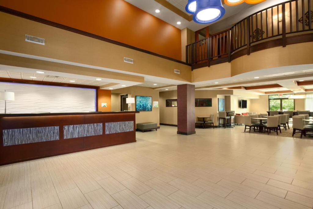 Hotel Country & By Radisson, Wolfchase-memphis, Tn 3*