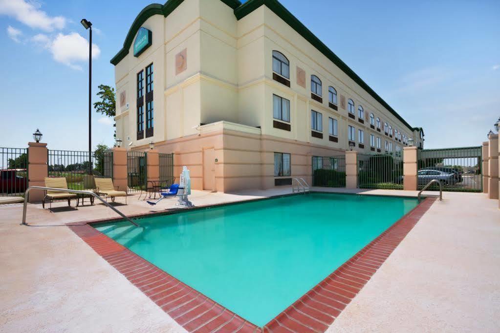 Country & By Radisson, Wolfchase-memphis, Tn Hotel